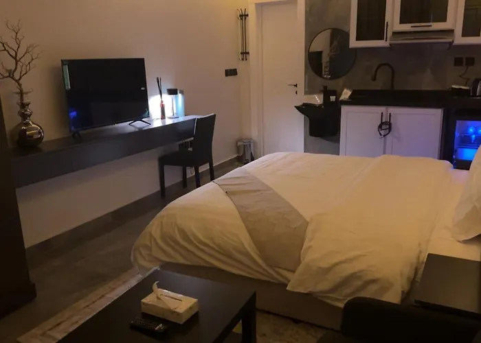 استديو فندقي انيق شمال الرياض الملقا ذاتي Luxury Studio With Self Entry قريب من البوليفارد