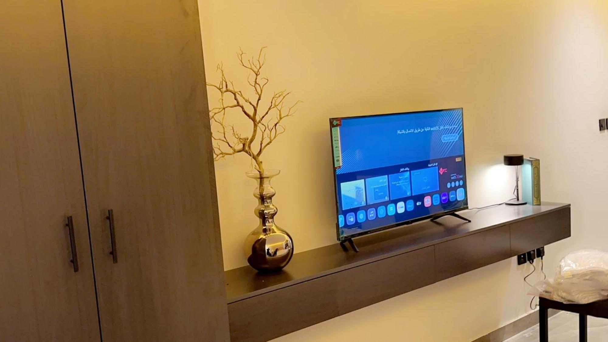 استديو فندقي انيق شمال الملقا ذاتي Luxury With Self Entry قريب من البوليفارد Apartment